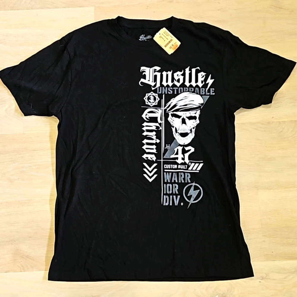 Men Medium Hustle & Thrive T-Shirt